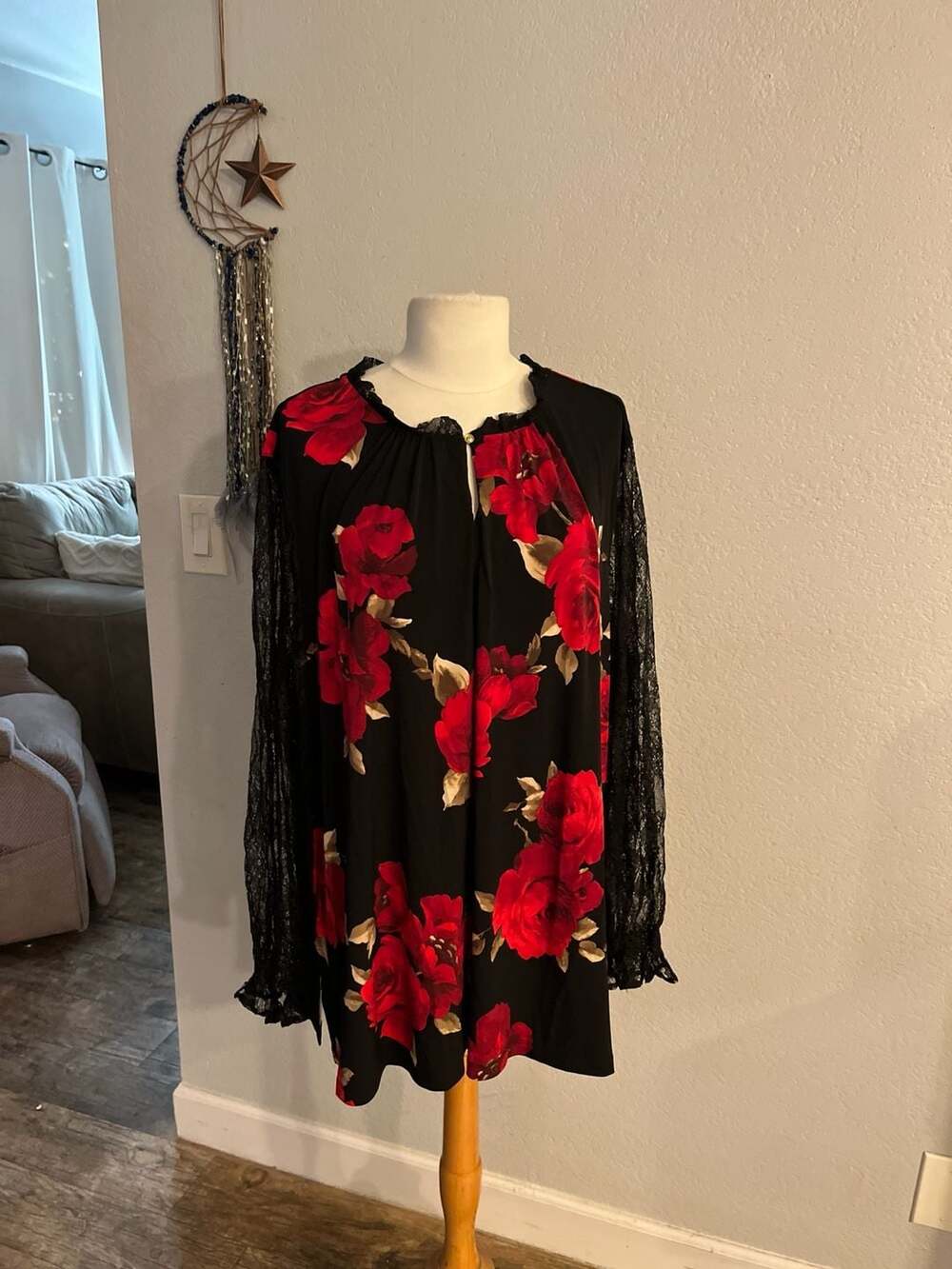 Susan Graver Liquid Knit Rose Border Print Tunic with Lace Sleeves